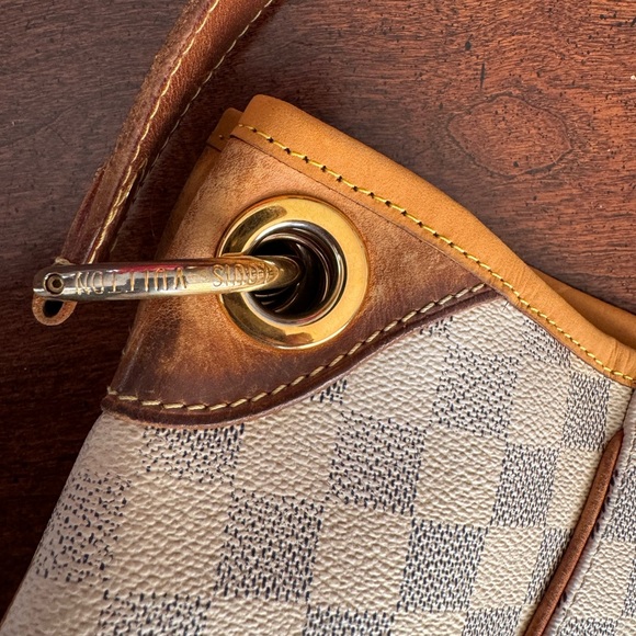 LOUIS VUITTON Damier Azur Galleria PM Shoulder Bag - Picture 5 of 16